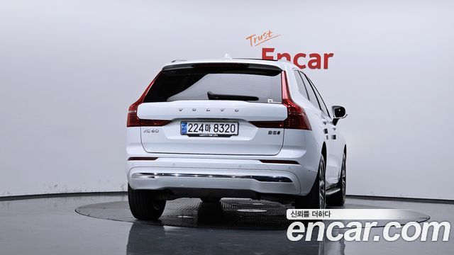 Volvo XC60 B5 Ultimate Bright — пробег 106 364 км — фото 4 из 5