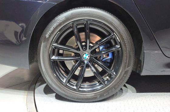 BMW 5-Series 530i xDrive M Sport Package Plus — пробег 94 576 км — фото 5 из 5