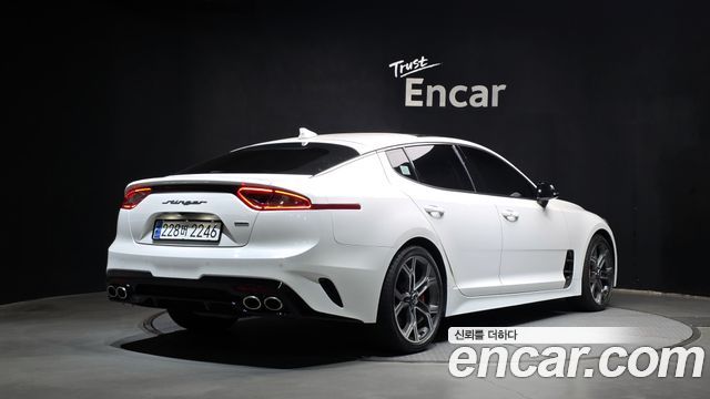 Kia Stinger из Кореи Encar