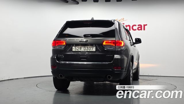 Jeep Cherokee 3.0 Diesel Limited WK2 — пробег 53 892 км — фото 4 из 5