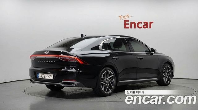 Hyundai Grandeur из Кореи Encar