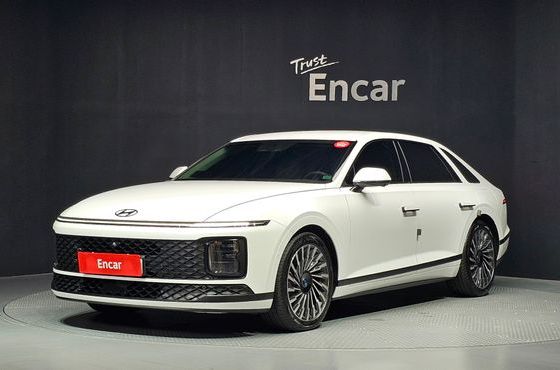 Hyundai Grandeur Calligraphy — пробег 8 011 км — фото 1 из 5