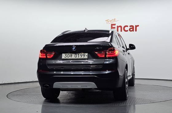 BMW X4 xDrive20d — пробег 168 998 км — фото 4 из 5
