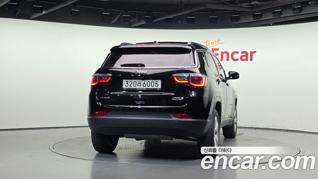 Jeep Compass из Кореи Encar