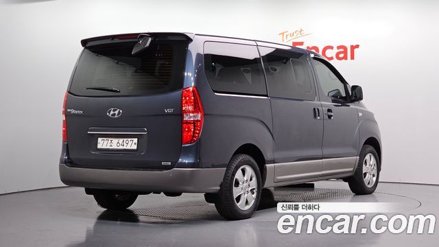 Hyundai Starex 4WD Wagon 11-Seater Modern — пробег 121 428 км — фото 2 из 5