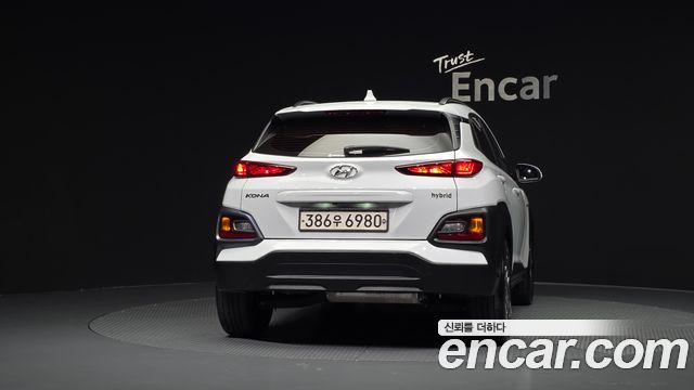 Hyundai Kona Premium Special — пробег 99 554 км — фото 4 из 5