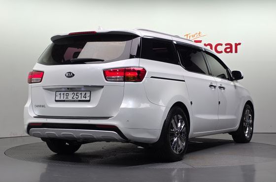 Kia Carnival 9-seater Prestige — пробег 116 475 км — фото 2 из 5