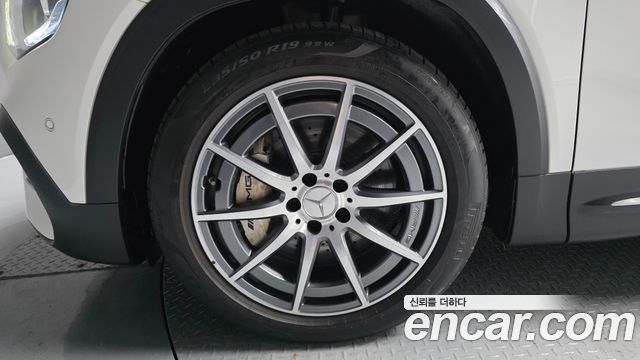 Mercedes-Benz GLB-Class из Кореи Encar