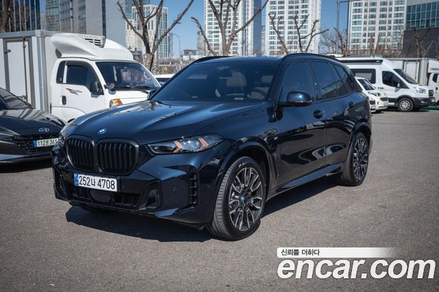 BMW X5 xDrive 50e M Sport — пробег 19 300 км — фото 1 из 5