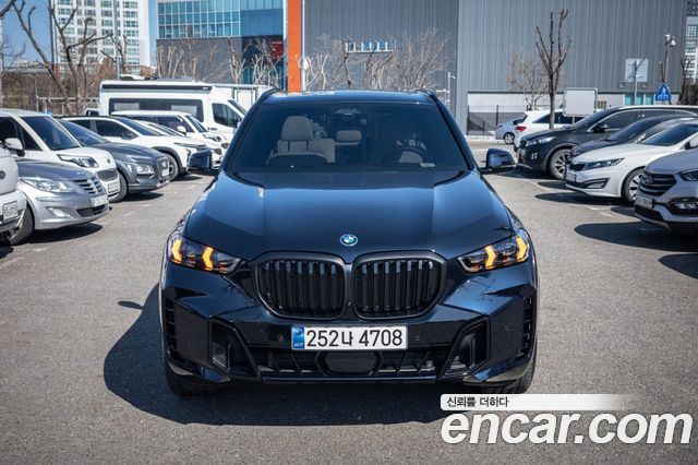 BMW X5 xDrive 50e M Sport — пробег 19 300 км — фото 3 из 5