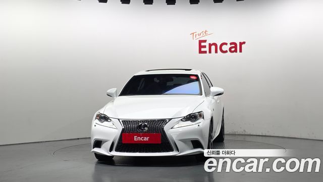 Lexus IS F-Sport XE30 — пробег 125 472 км — фото 3 из 5