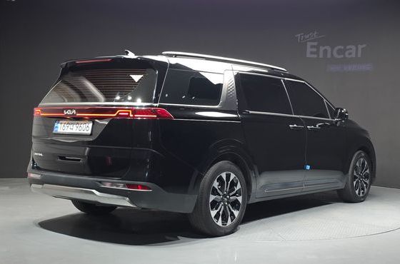 Kia Carnival Diesel 9-Seater Signature — пробег 132 960 км — фото 2 из 5