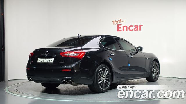Maserati Ghibli из Кореи Encar