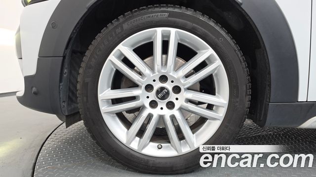 Mini Countryman из Кореи Encar