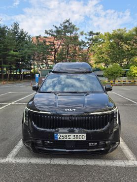 Kia Carnival Diesel 9-Seater Hi Limousine Signature — пробег 67 777 км — фото 3 из 5
