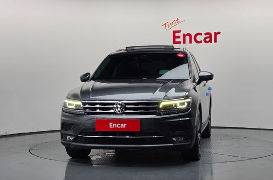 Volkswagen Tiguan 2.0 TDI Prestige — пробег 144 181 км — фото 3 из 5