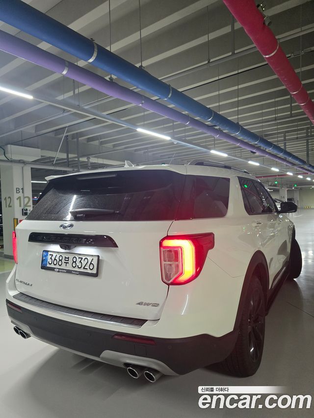 Ford Explorer 3.0 Platinum 4WD — пробег 33 500 км — фото 2 из 5