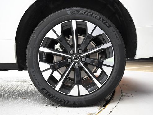Volvo XC60 T8 Ultra Bright — пробег 6 085 км — фото 5 из 5