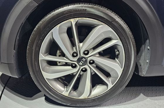 Kia Niro Prestige — пробег 177 477 км — фото 5 из 5