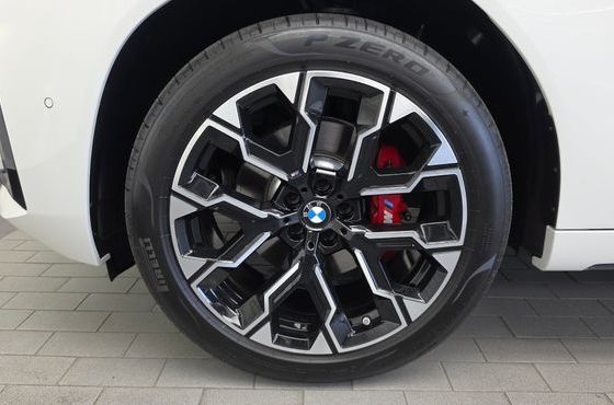 BMW X3 xDrive 20 M Sport Pro — пробег 5 916 км — фото 5 из 5