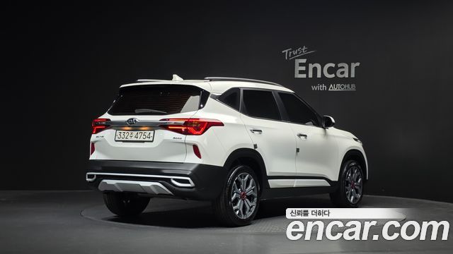 Kia Seltos из Кореи Encar
