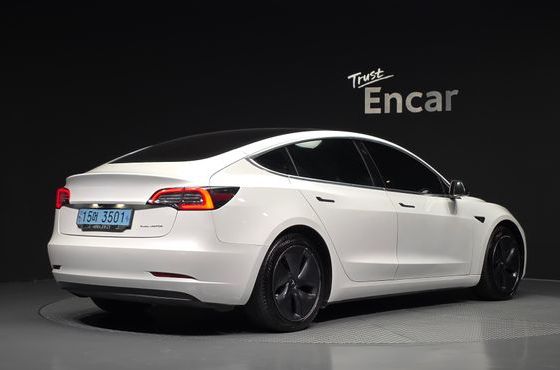 Tesla Model 3 Long Range AWD — пробег 122 363 км — фото 2 из 5