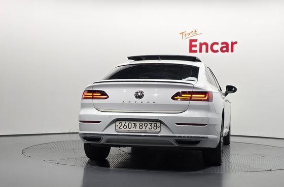 Volkswagen Arteon 2.0 TDI Prestige — пробег 168 108 км — фото 4 из 5