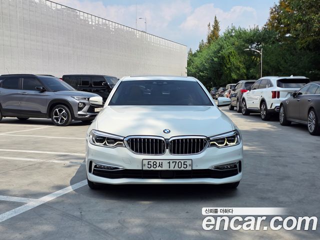 BMW 5-Series 520d Luxury Special Edition — пробег 155 260 км — фото 4 из 5
