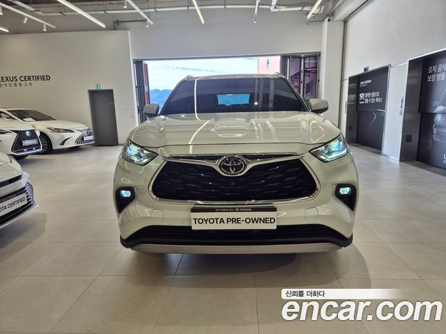 Toyota Highlander 2.5 4WD Platimum — пробег 7 602 км — фото 3 из 5