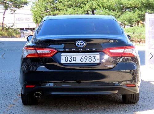 Toyota Camry 2.5 XLE Hybrid — пробег 90 920 км — фото 4 из 5