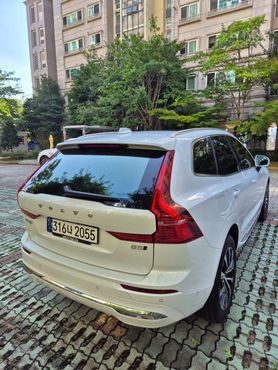 Volvo XC60 B5 Ultimate Bright — пробег 60 000 км — фото 2 из 5