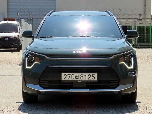 Kia Niro Prestige — пробег 73 956 км — фото 1 из 5