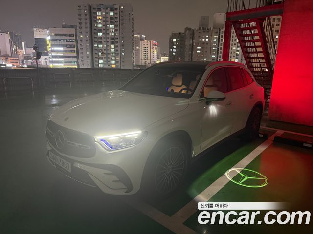 Mercedes-Benz GLC-Class GLC300 4MATIC AMG Line — пробег 1 858 км — фото 2 из 5