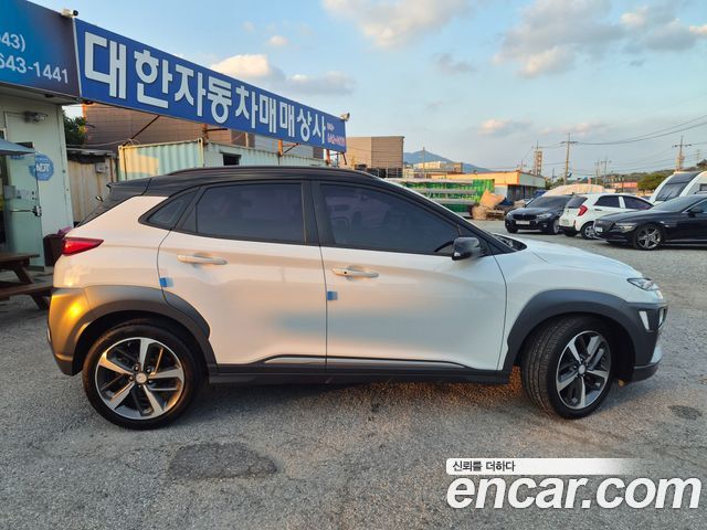 Hyundai Kona 1.6 Turbo 4WD Premium — пробег 90 800 км — фото 3 из 5