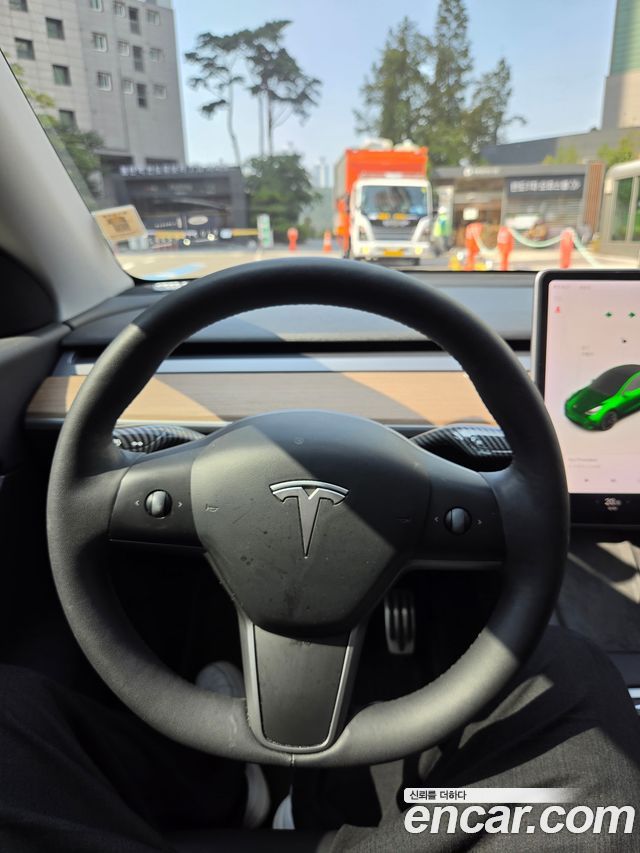 Tesla Model Y Long Range AWD — пробег 89 094 км — фото 2 из 5