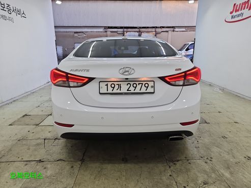 Hyundai AVANTE 1.6 GDi Modern Standard — пробег 28 493 км — фото 4 из 5