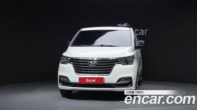 Hyundai Starex Wagon 12-Seater Smart — пробег 108 257 км — фото 3 из 5