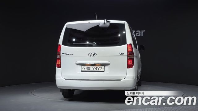 Hyundai Starex Wagon 12-Seater Smart — пробег 108 257 км — фото 4 из 5