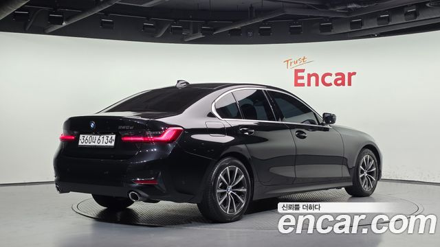 BMW 3-Series из Кореи Encar