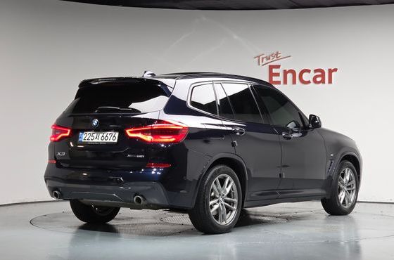BMW X3 xDrive 20i M sports Online Exclusive Edition — пробег 49 369 км — фото 2 из 5