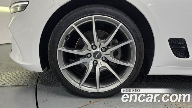 Genesis G70 из Кореи Encar