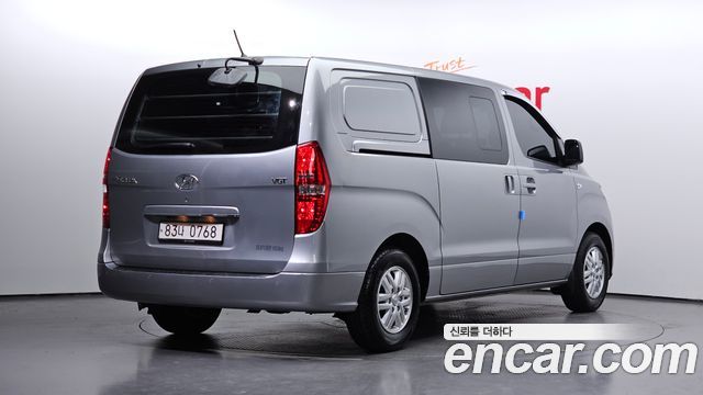 Hyundai Starex Van 5-Seater Smart — пробег 35 421 км — фото 2 из 5