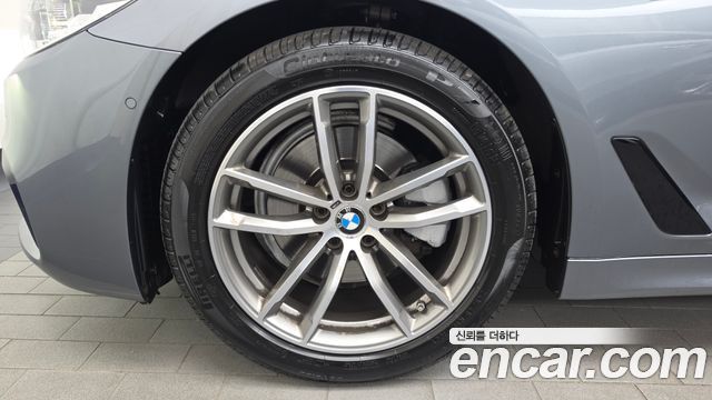 BMW 5-Series 520d xDrive M Sport Package — пробег 91 556 км — фото 5 из 5