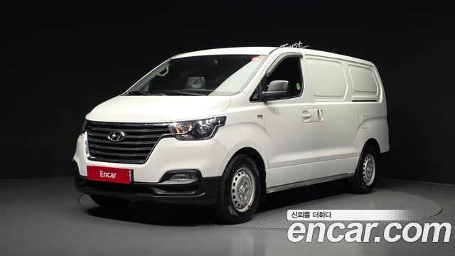 Hyundai Starex Van 3-Seater Style — пробег 111 869 км — фото 1 из 5