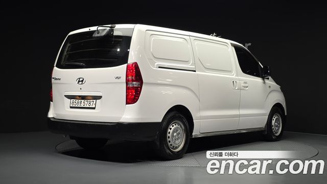 Hyundai Starex Van 3-Seater Style — пробег 111 869 км — фото 2 из 5