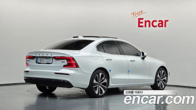 Volvo S60 из Кореи Encar