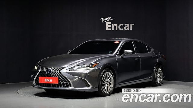 Lexus ES Executive — пробег 35 474 км — фото 1 из 5
