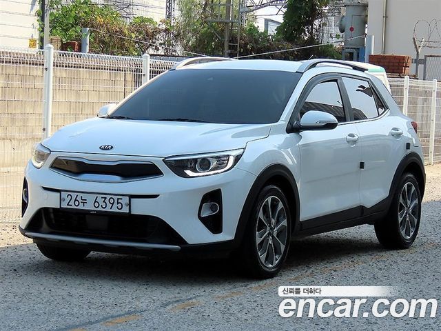 Kia Stonic из Кореи Encar