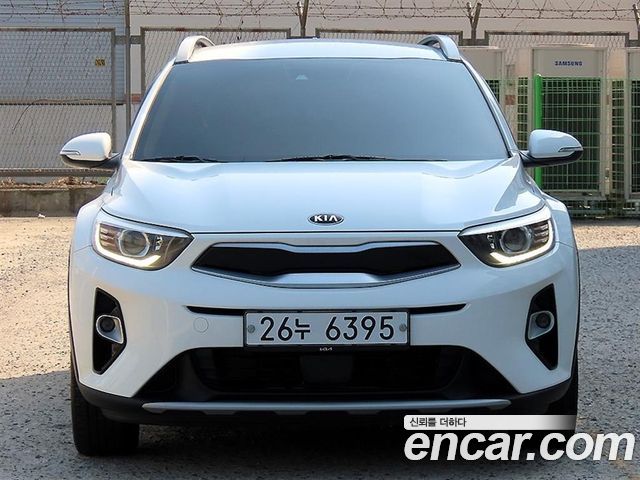 Kia Stonic из Кореи Encar