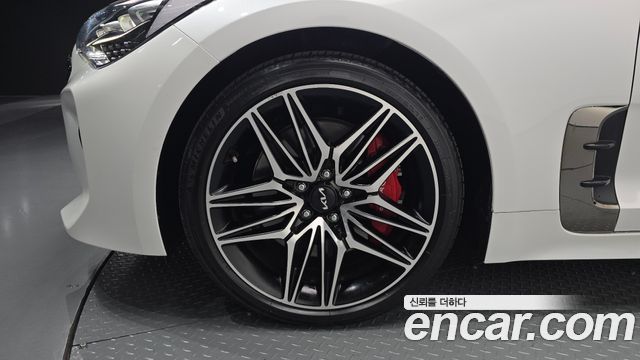 Kia Stinger из Кореи Encar